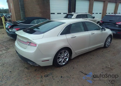 2016 Lincoln Mkz z USA, uszkodzony, nr VIN 3LN6L2GK8GR633386